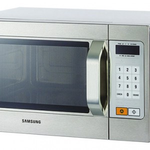 FOUR MICRO-ONDES pour cuisine professionnelle