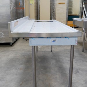 Table-inox-entrée-LV-capot-Occasion-Corbé-Cuisine-Professionnelle-n3 (1 sur 1)-3