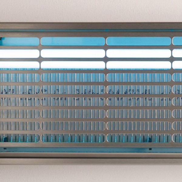 DESINSECTISEUR MURAL 1X36W pour cuisine professionnelle DESINSECTISEUR MURAL 1X36W pour cuisine professionnelle