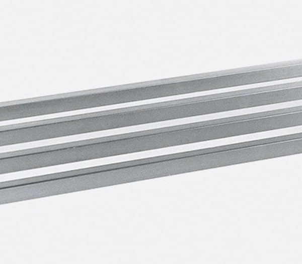 ETAG.MURALE 4 BARRES 400X2200 pour cuisine professionnelle ETAG.MURALE 4 BARRES 400X2200 pour cuisine professionnelle