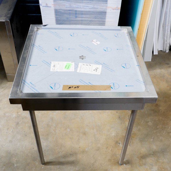Table inox-Occasion-Corbé-Cuisine-Professionnelle-n5-1-2 Table inox-Occasion-Corbé-Cuisine-Professionnelle-n5-1-2